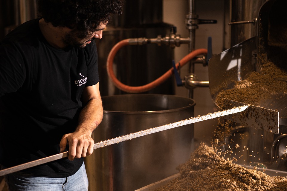 Innovative Uses for Handheld Metal Spectrometers in Various Industries