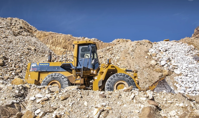 How Handheld XRF Analyzers Improve Efficiency in Testing
