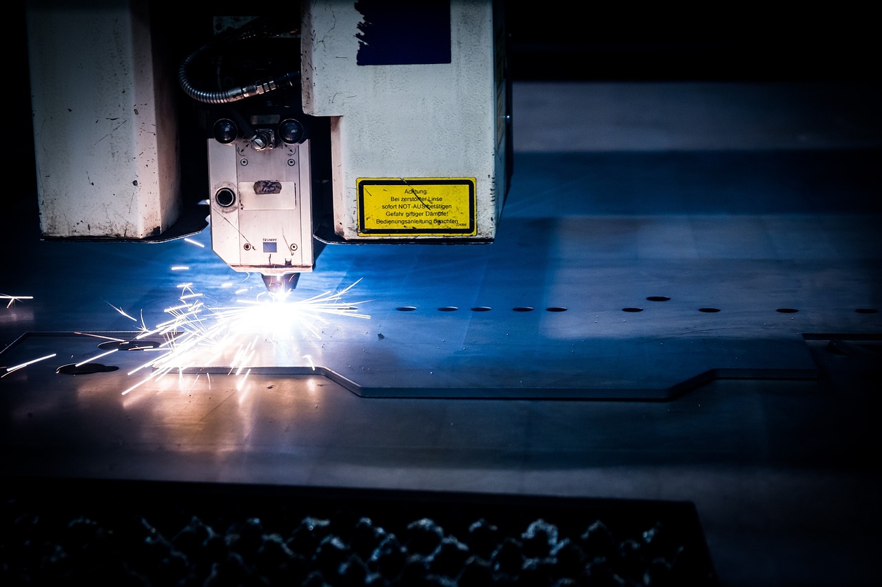 Applications of Handheld XRF Analyzers: From Environmental Testing to Quality Control