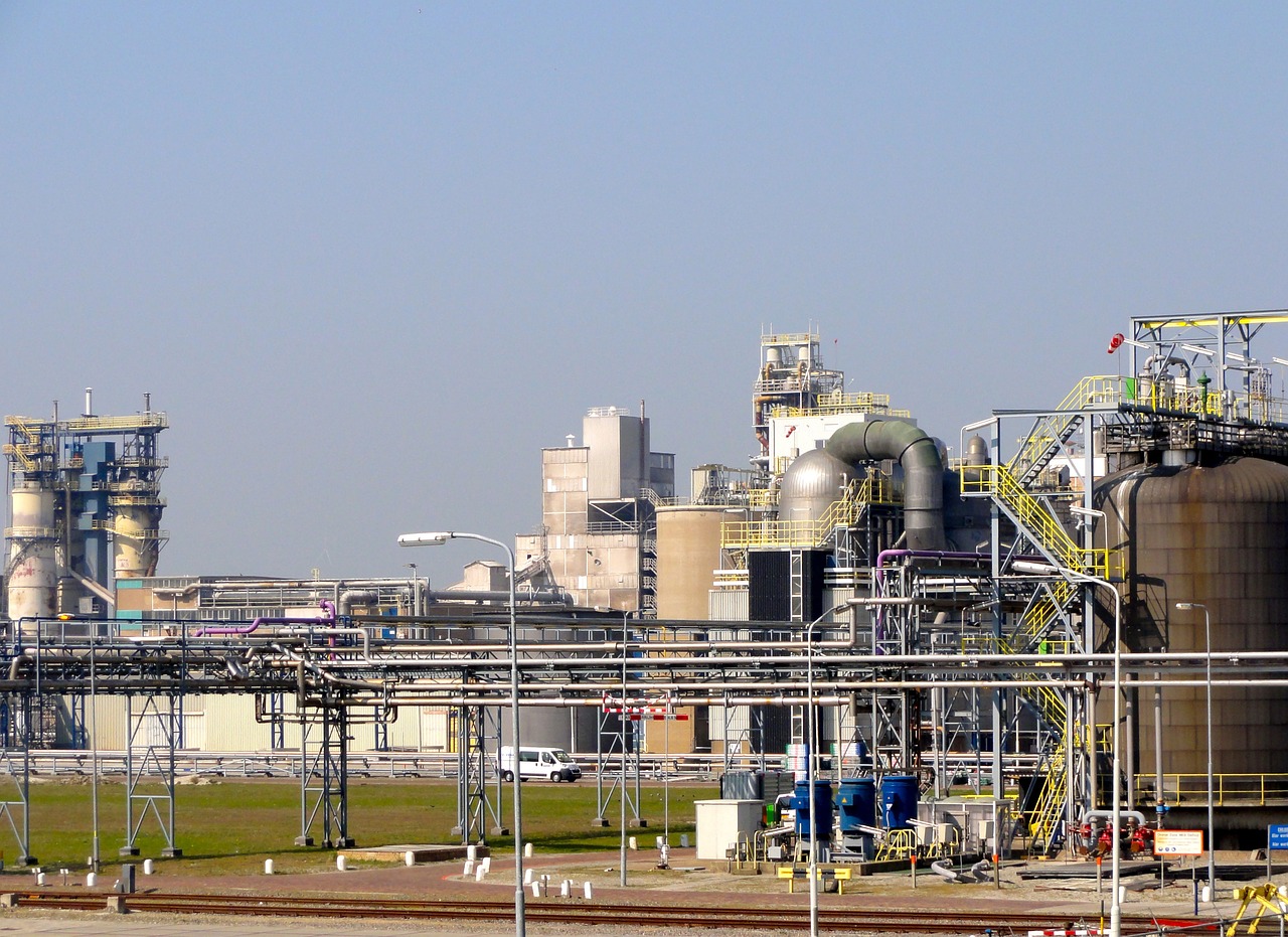A Comprehensive Guide to Using a Handheld XRF Analyzer for Metal Testing