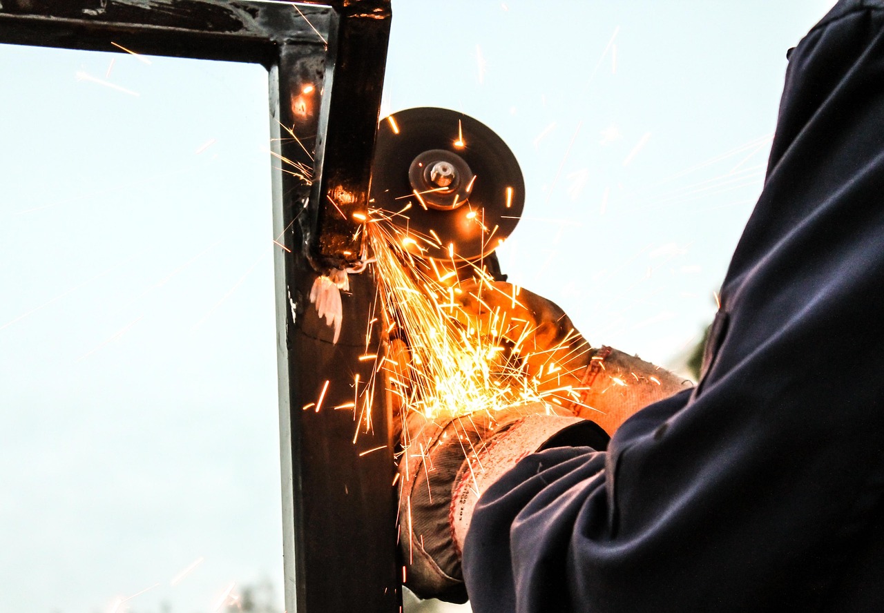 The Role of XRF Metal Purity Testers in Scrap Metal Recycling and Quality Assurance