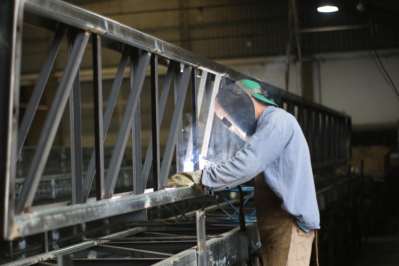 Revolutionizing Material Analysis with Handheld XRF Technology