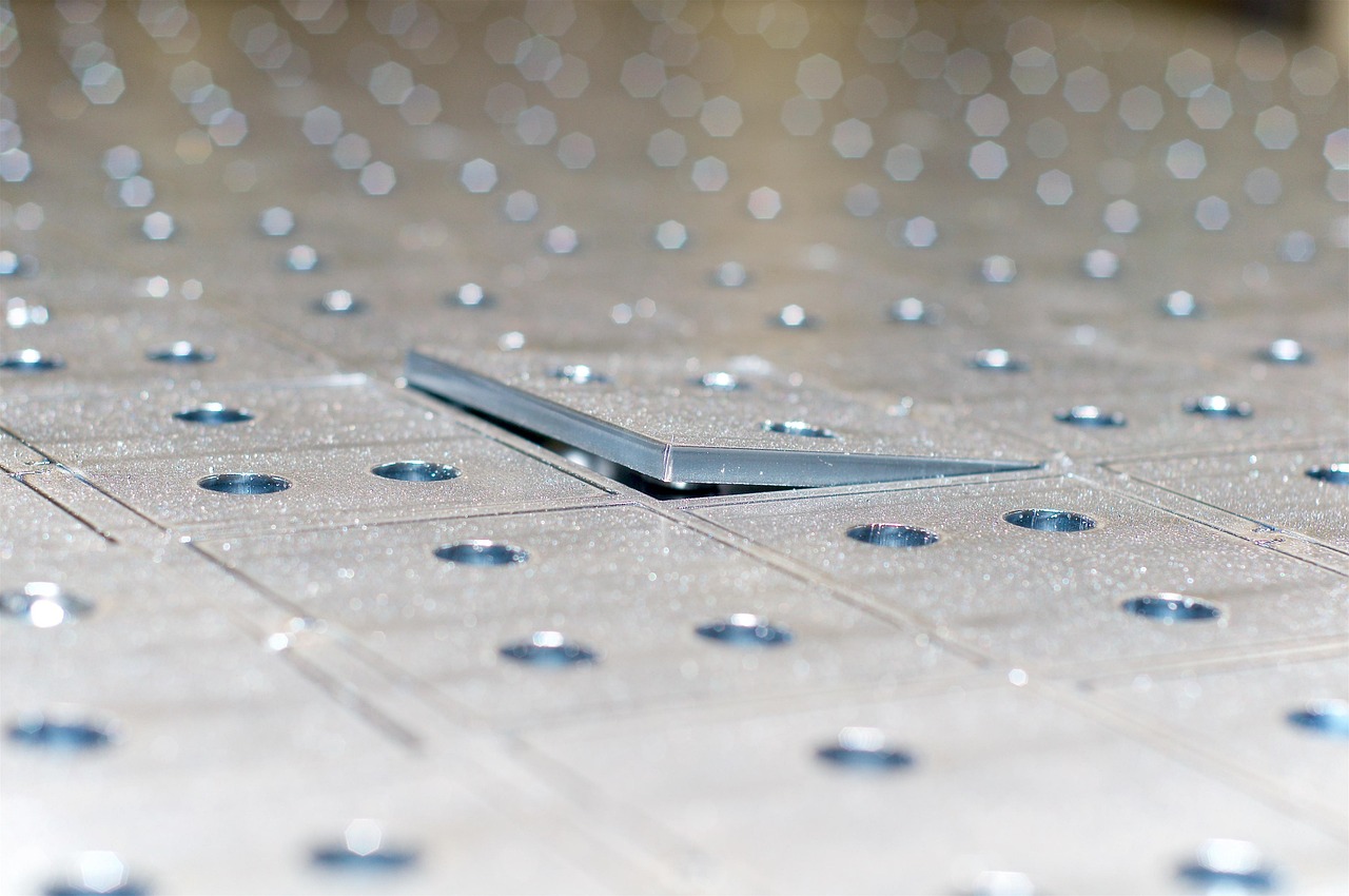 Co to jest spektrometr XRF? Zasada działania i zastosowania w przemyśle.